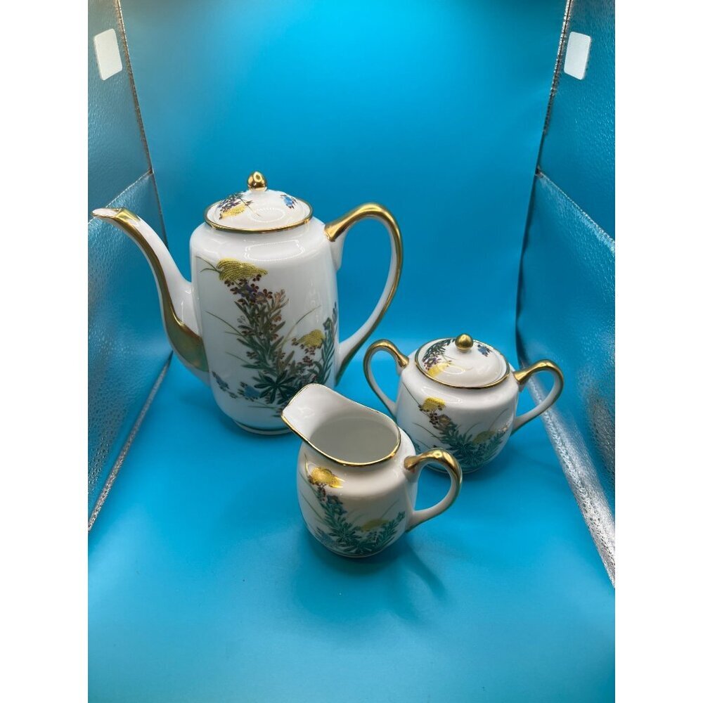 Vintage Kutani   Porcelain Tea Set With Floral & Gold - Picture 4 of 13